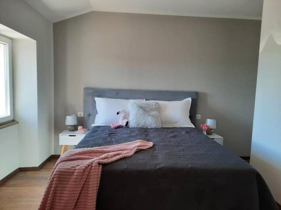 Holiday Home For 8 People, Pool + Sea View Vilanija Экстерьер фото