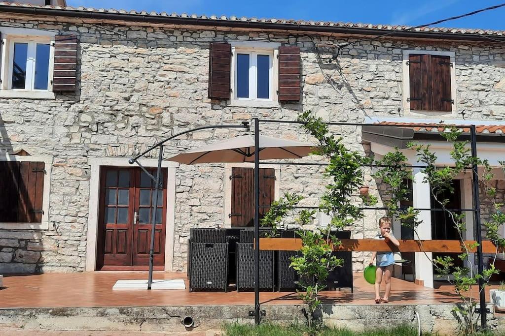 Holiday Home For 8 People, Pool + Sea View Vilanija Экстерьер фото