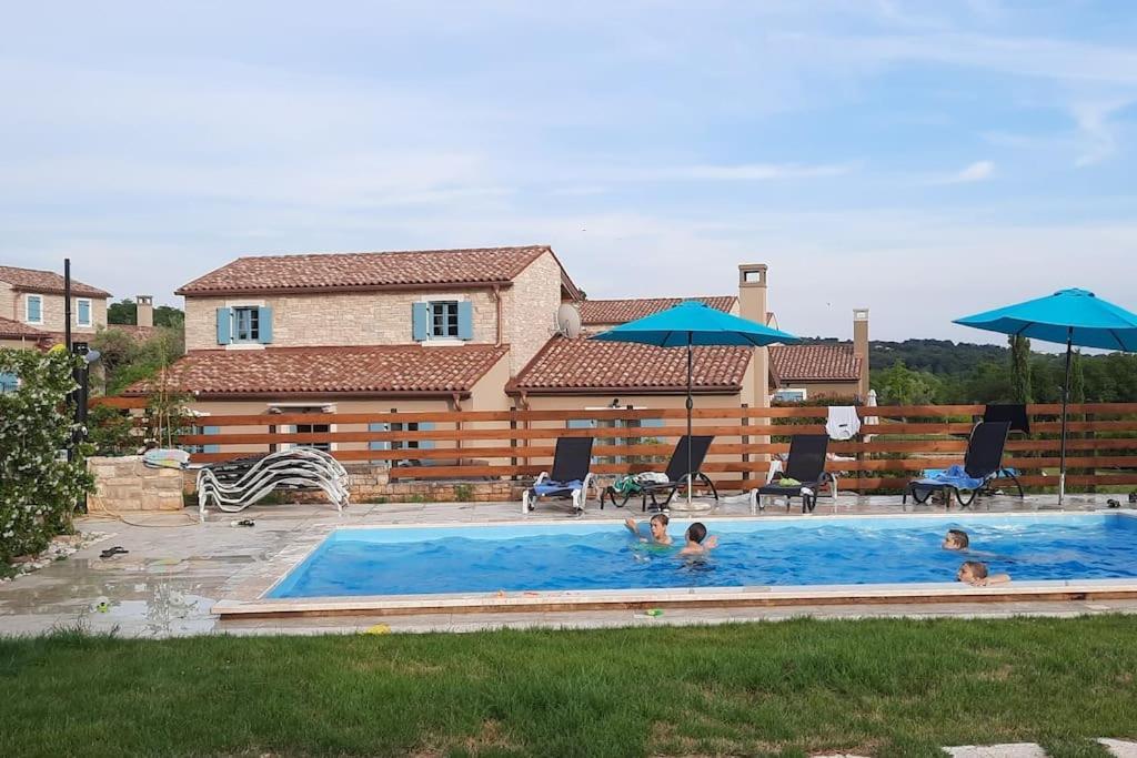 Holiday Home For 8 People, Pool + Sea View Vilanija Экстерьер фото