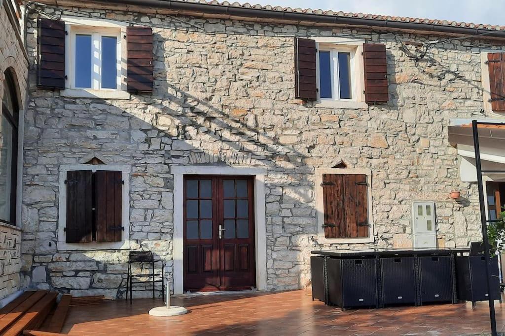 Holiday Home For 8 People, Pool + Sea View Vilanija Экстерьер фото