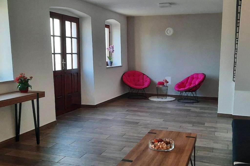 Holiday Home For 8 People, Pool + Sea View Vilanija Экстерьер фото